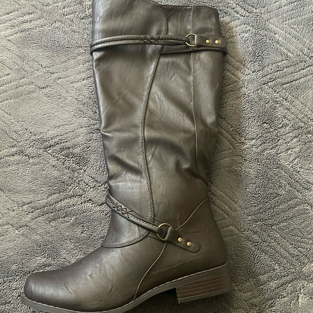 Harley Brown woman boots 7 1/2